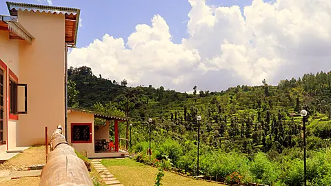 The Calm Cottages, Nathuakhan — photograph, 2014